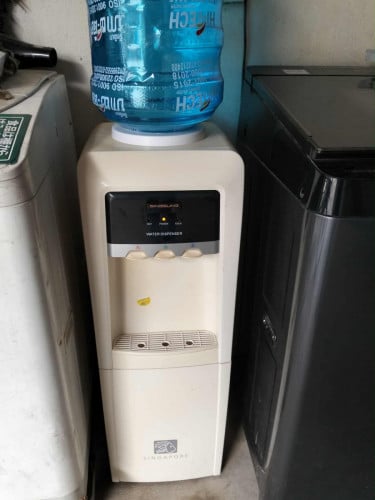 ម៉ាសុីនទឹកក្តៅទឹកត្រជាក់ សំរាប់ញាំ