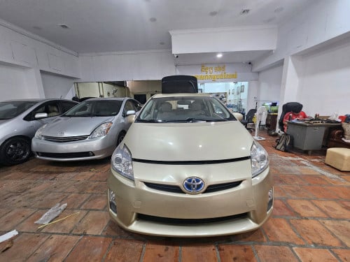 ទិញដាច់ និងបង់រំលស់ជាមួយឃ្លាំងនិងធនាគារ