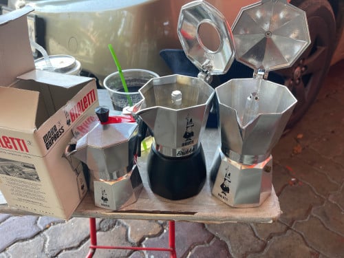 ចង្គៀង_ចង្គ្រាន មានប្រើប្រេងកាតនឹងប្រើសាំង សឹនសឹងជាផលិតផលពិសេសនឹងកម្រ របស់អាមេរឹក_អុីតាលីនឹងកាណាដា