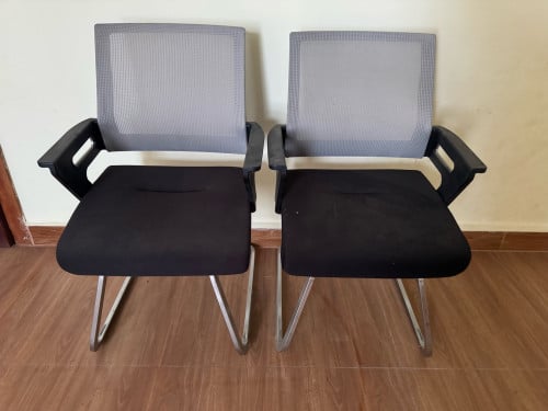 កៅអីប្រជុំ 1គូ (1ទឹកស្អាត 98%)