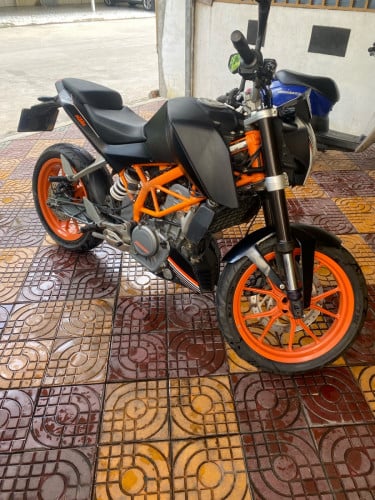 លក់​KTM Duke 250ccមានពន្ធកាតគ្រីត្រឹមត្រូវ