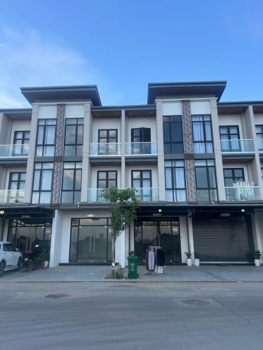 ផ្ទះលក់បន្ទាន់ (NK)