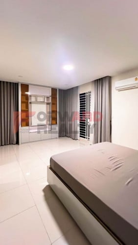 ๐ก 4-Bedroom Twin Villa for Rent โ Borey PengHOut Boeng Snor