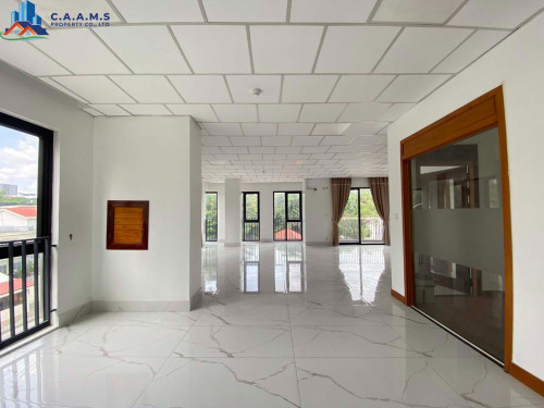 Building for Rent – Mao Tse Toung Blvd
