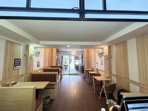 Ground floor & Mezzanine