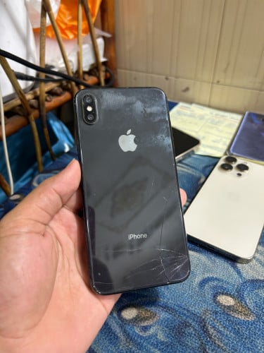 iPhone XS Max អេក្រង់ថ្មីអត់ស្គេន បែកខ្នង 105$
