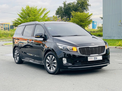 KIA CARNIVAL ឆ្នាំ2015 ធានាឡានស្អាតថ្មីគ្មានប្រវិត្តបុកប៉ះ✅