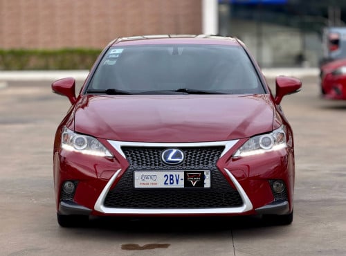 LEXUS CT 200h 2011 Full Option Up F-Sport