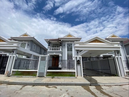 Morokot Villa for sale Borey Vimean Phnom Penh 6A near chip mong