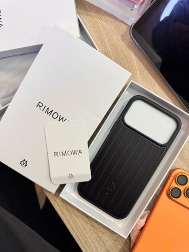 Rimowa iphone 17 pro max case