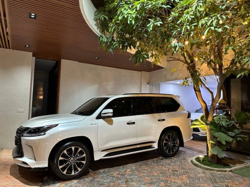 SR-CAR RENTAL Company