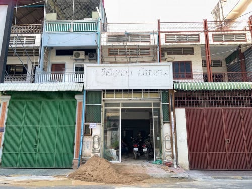 ផ្ទះសម្រាប់ជួលសង្កាត់ទឺកល្អក់២