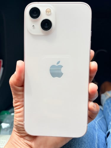 ទូរសព្ទ័ប្រេីផ្ទាល់ខ្លួន I Phone13 pink