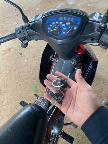 ម៉ូតូលក់