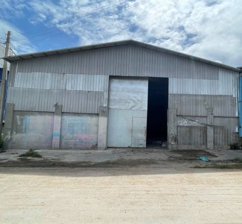 ឃ្លាំងជួល ច្បារអំពៅ