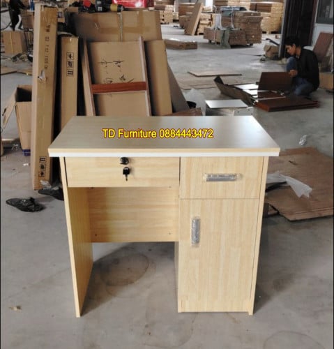 តុធ្វេីការ. ទំហំ 0.80*46*75H