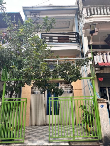 ផ្ទះលក់ មាន 03 បន្ទប់គេង 03 បន្ទប់ទឹក 90000$ តម្លៃចរចារបាន