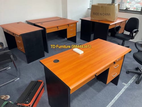 តុធ្វេី ទំហំ 120*60. តំលៃ 65$ ឡេីងទៅ ✍️