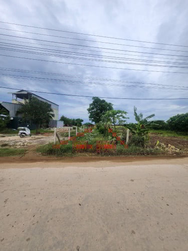 ដីសម្រាប់លក់ 5Mx30M ដីជាប់ព្រែក ចូលតាមស្ពាន72