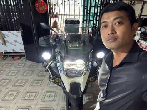 ម៉ូតូលក់ GSA 1200