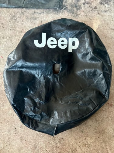 កៅស៊ូគ្របកង់សេគួរJeep wrangler rubicon