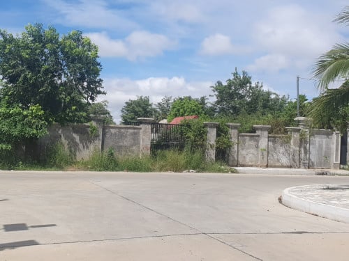 ដីសម្រាប់លក់នៅក្នុងបុរីកាំងម៉េង ទល់មុខផ្សារKmall2(បុរីចន្ទគិរី)។