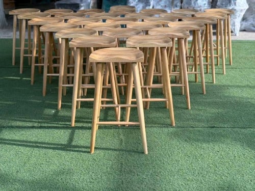 កៅអីបារឈើធម្មជាតិ New arrival