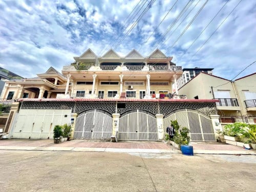 ✅ផ្ទះល្វែង សម្រាប់លក់ នៅបឹងកក់1 ទួលគោក