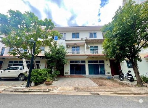 💥វីឡាកូនកាត់ លក់បន្ទាន់! នៅវីឡាកាំកូសុីធី