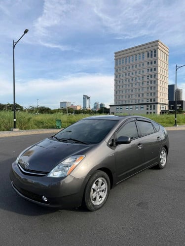 💥TOYOTA PRIUS 2008 👉🏻Gray color 👉🏻Full option