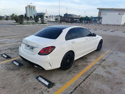BENZ C300 AMG TOP OPTION FOR SELL