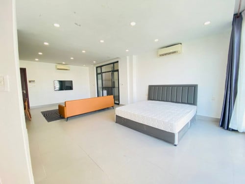 Big Studio Room For Rent In Toul Tompong
