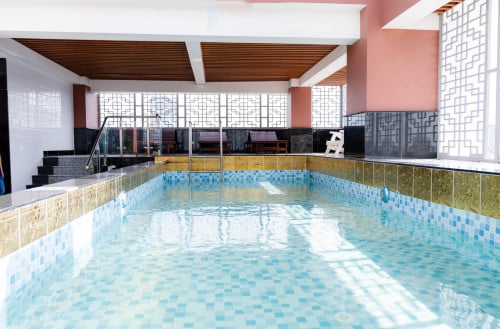 Building Apartment for rent in hold floor at TTP