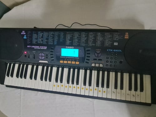Casio CTK-660L 61-Key Keyboard Japan Used