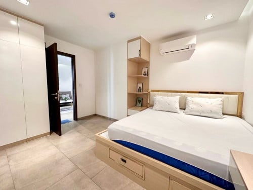 Condo Urban Village 1 For Rent