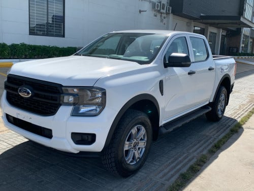 ជួលជាខែ Ford XL 026 ថ្មីខ្លាញ់គោ