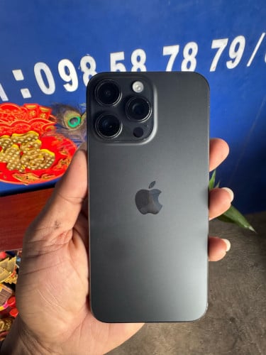 iPhone 15 pro max 256g ហ្សុីនទាំងអស់ 6xx$