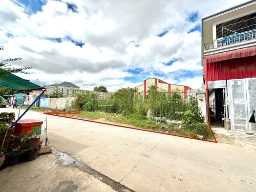 Land Urgent Sale (Negotiable)