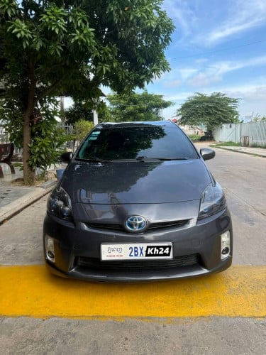 Pruis 2010 Option3 ប្រផេះ