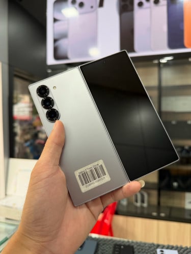 Samsung ZFold6 256G 98% 699$