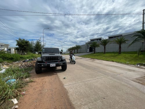 Sea-View Land for Sale Below Market Price in Sihanoukvile