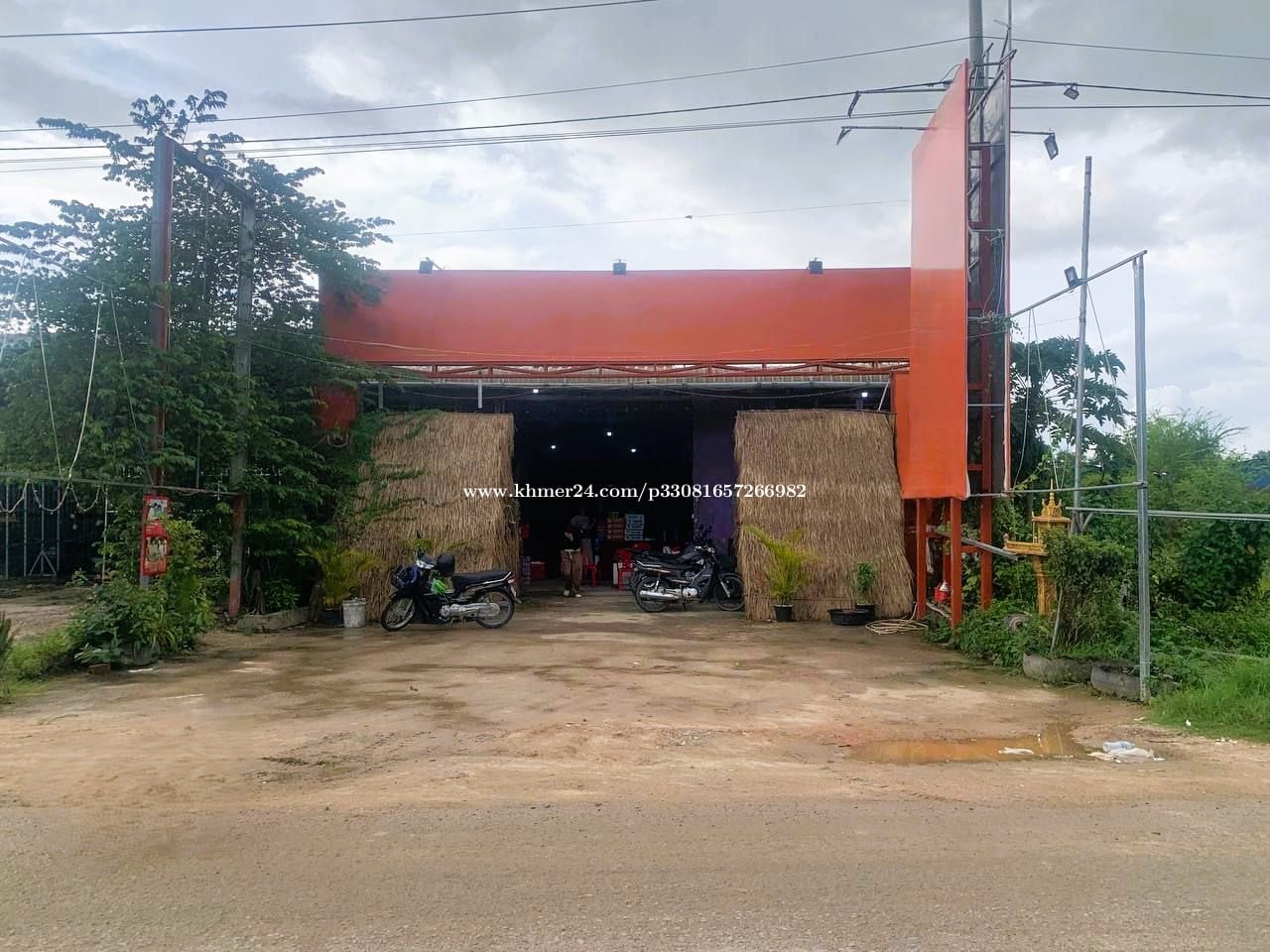 ๐ฆShop house Available for Urgent Sale at a Special Price (Negotiable).