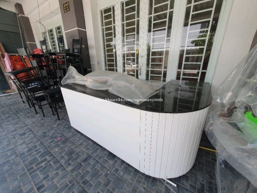 តុគិតលុយ និងឆុងកាហ្វេ