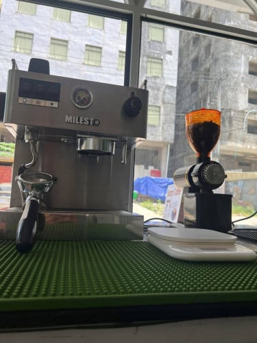 ម៉ាស៊ីនឆុងនិងគិនកាហ្វេ