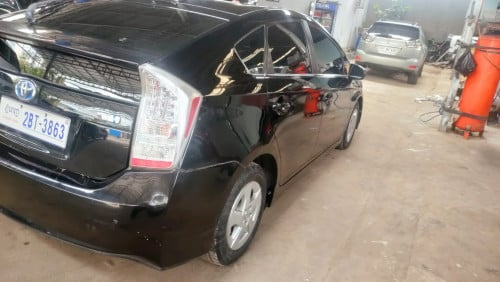 ម្ចាស់ដើមទីមួយ