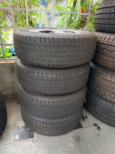 យាន់សុីនព្រុសលក់