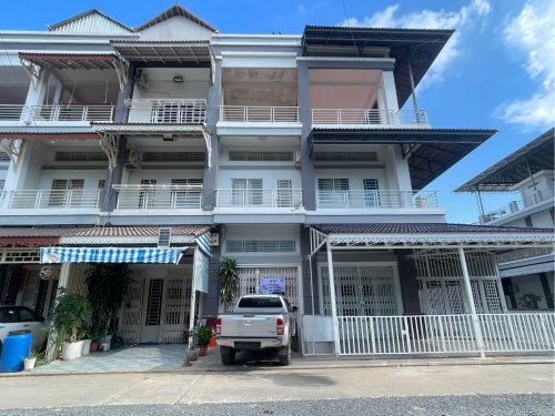 ផ្ទះអាជីវកម្ម ជាប់ផ្ទះកែងលក់បន្ទាន់ នៅបុរីពិភពថ្មី1​ តាខ្មៅ   -S281