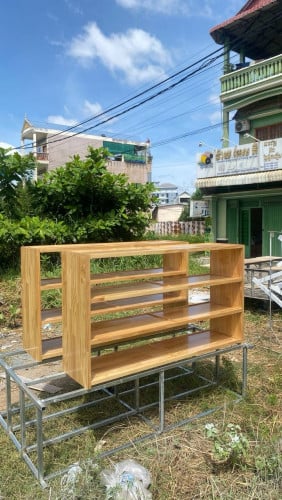 ធ្នើរសៀវភៅ/Bookshlelf