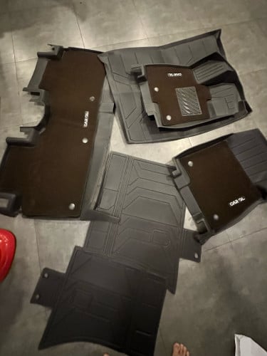 កំរាលជើងឡាន GAC S7