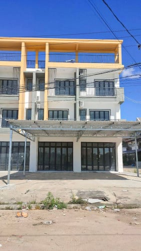 🏠 ផ្ទះអាជីវកម្មលក់/ជួលនៅជិតផ្លូវ60m/shopHouse for sale and Rent near 60m Blvd
